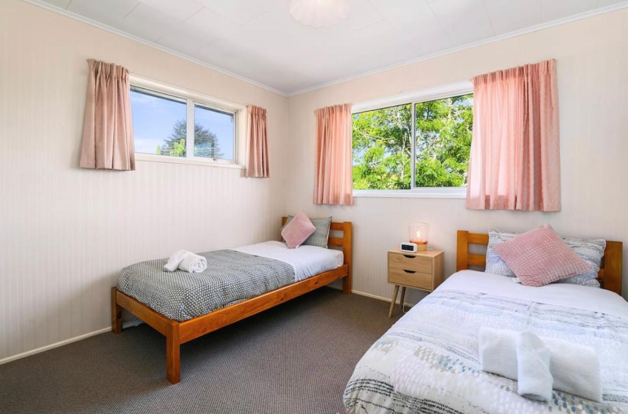 Spacious Utuhina Holiday House Rotorua Exterior foto