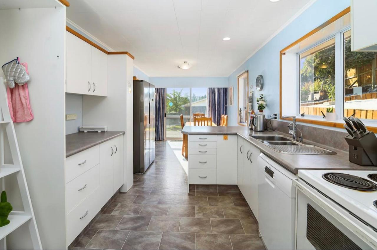 Spacious Utuhina Holiday House Rotorua Exterior foto